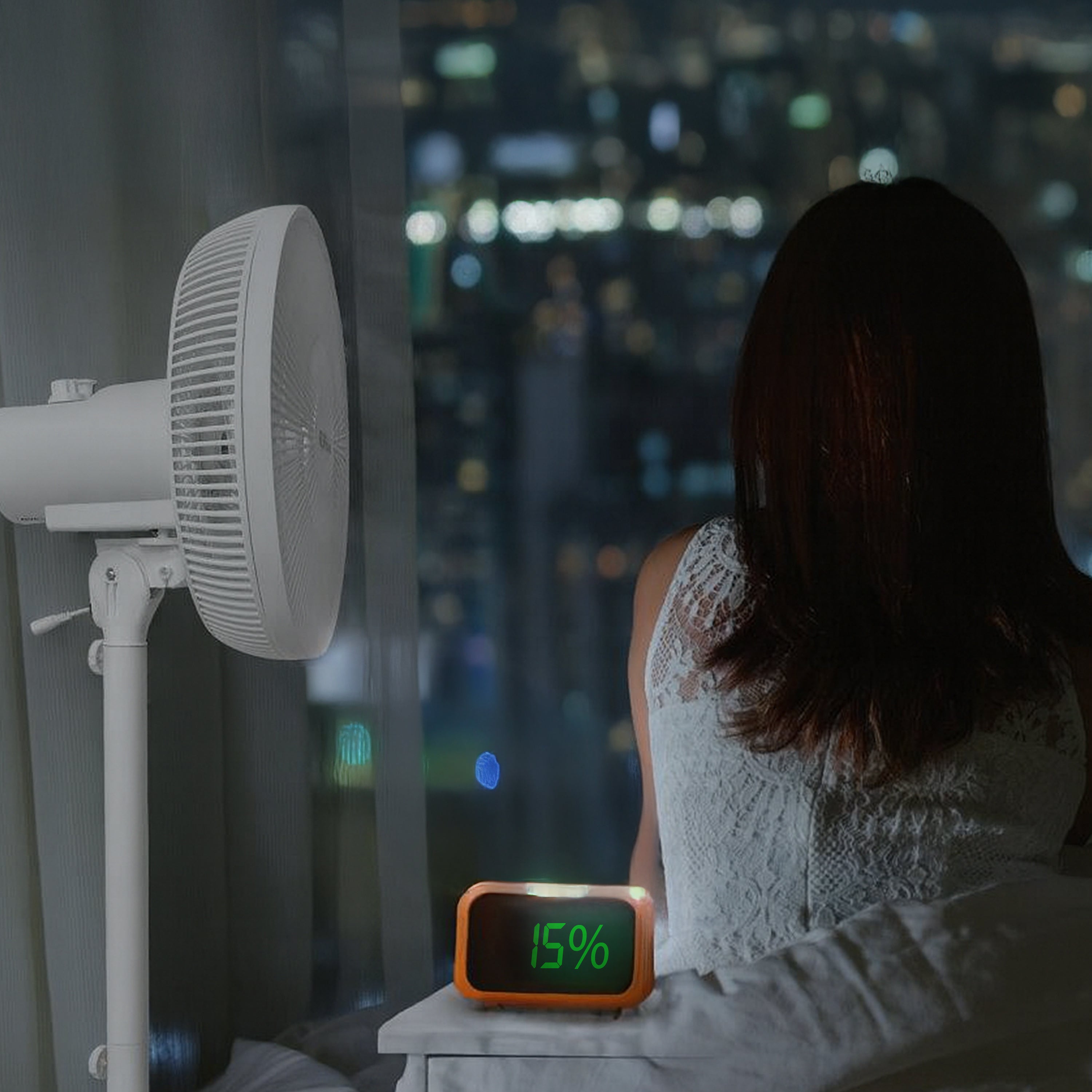 30cm Rechargeable 110cm Tall Pedestal Fan (Battery Backup)