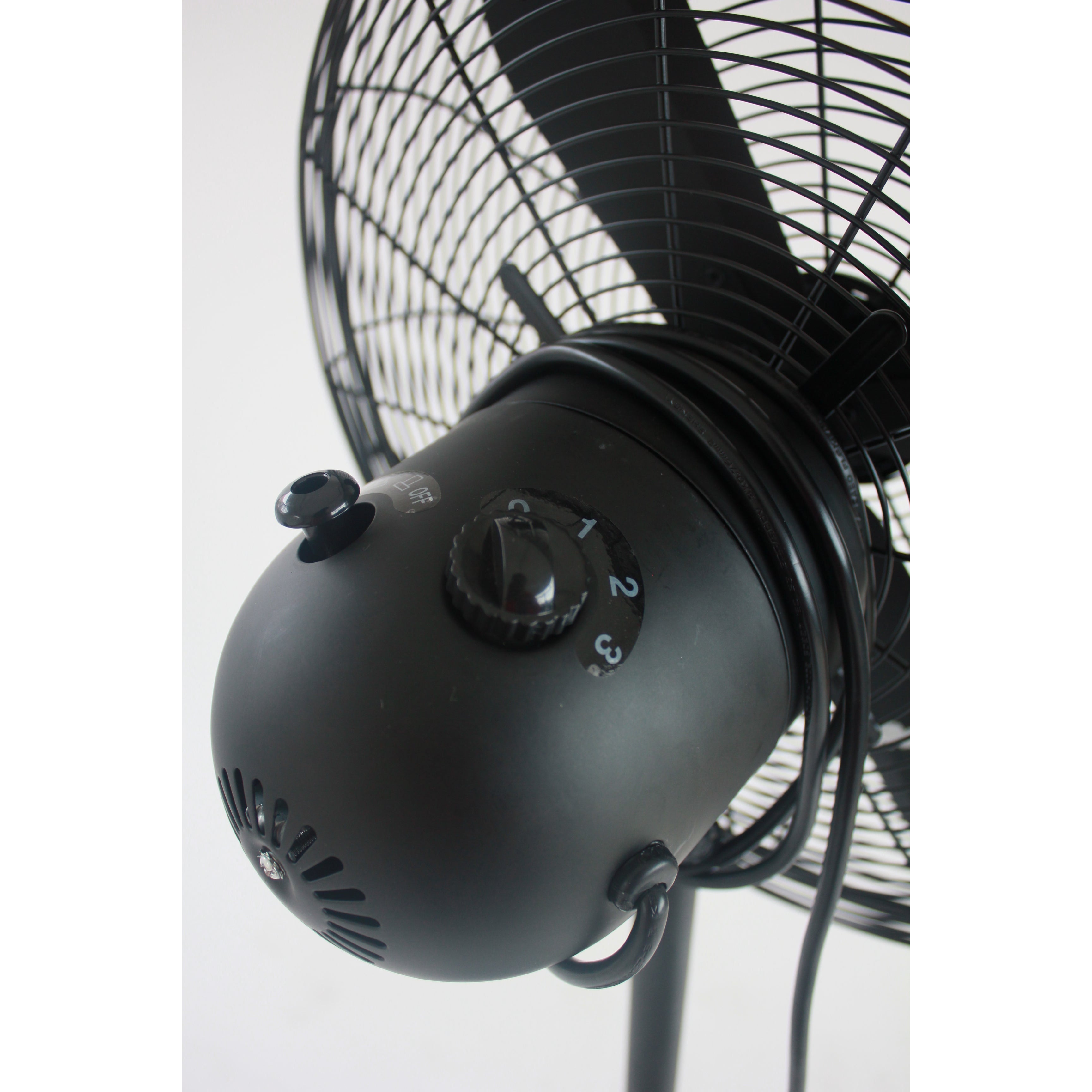 40cm Metal Telescopic Pedestal Fan 1.2M Tall (Matte Black)