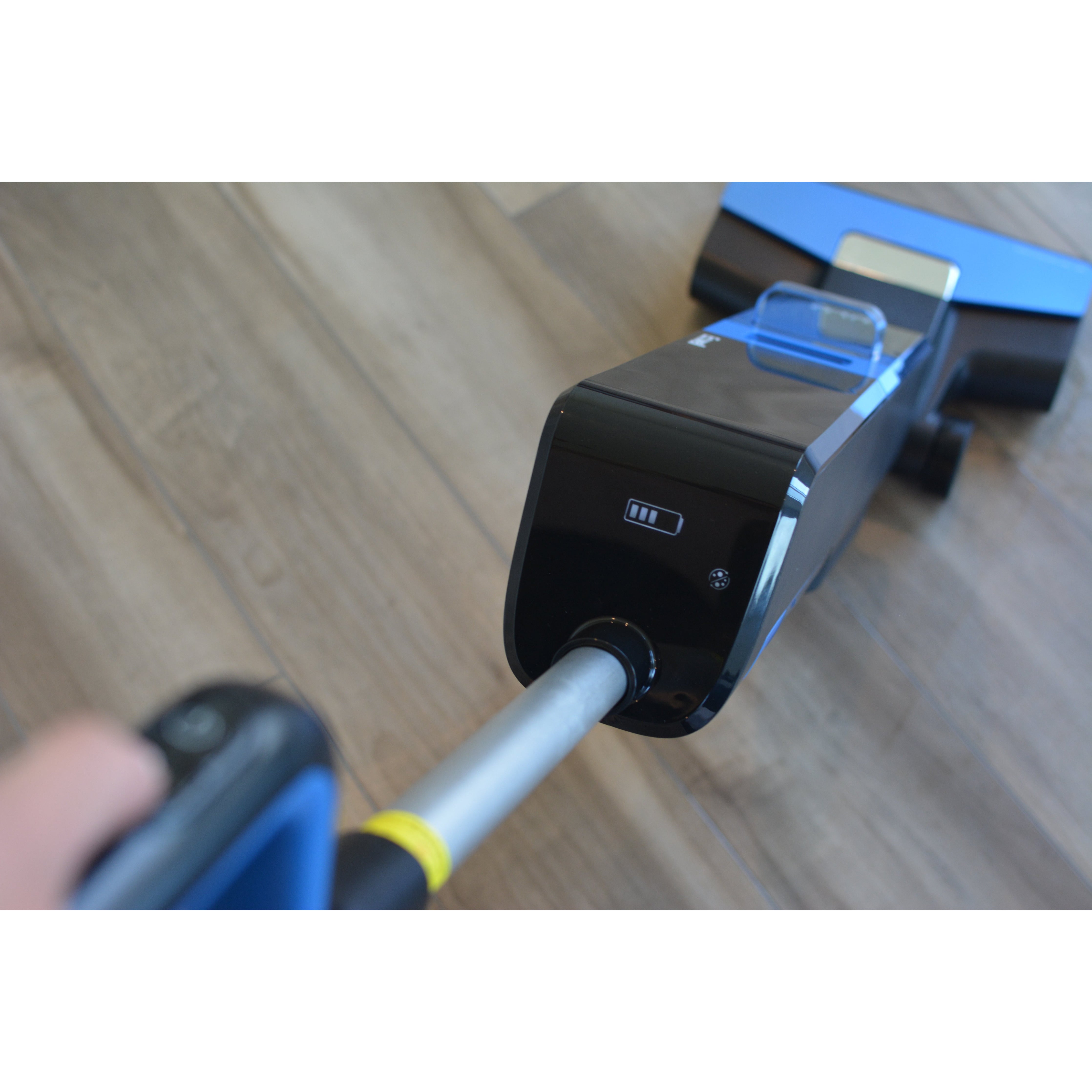 Lulu - Quick Clean Ultra Cordless Wet/Dry Vacuum Wash