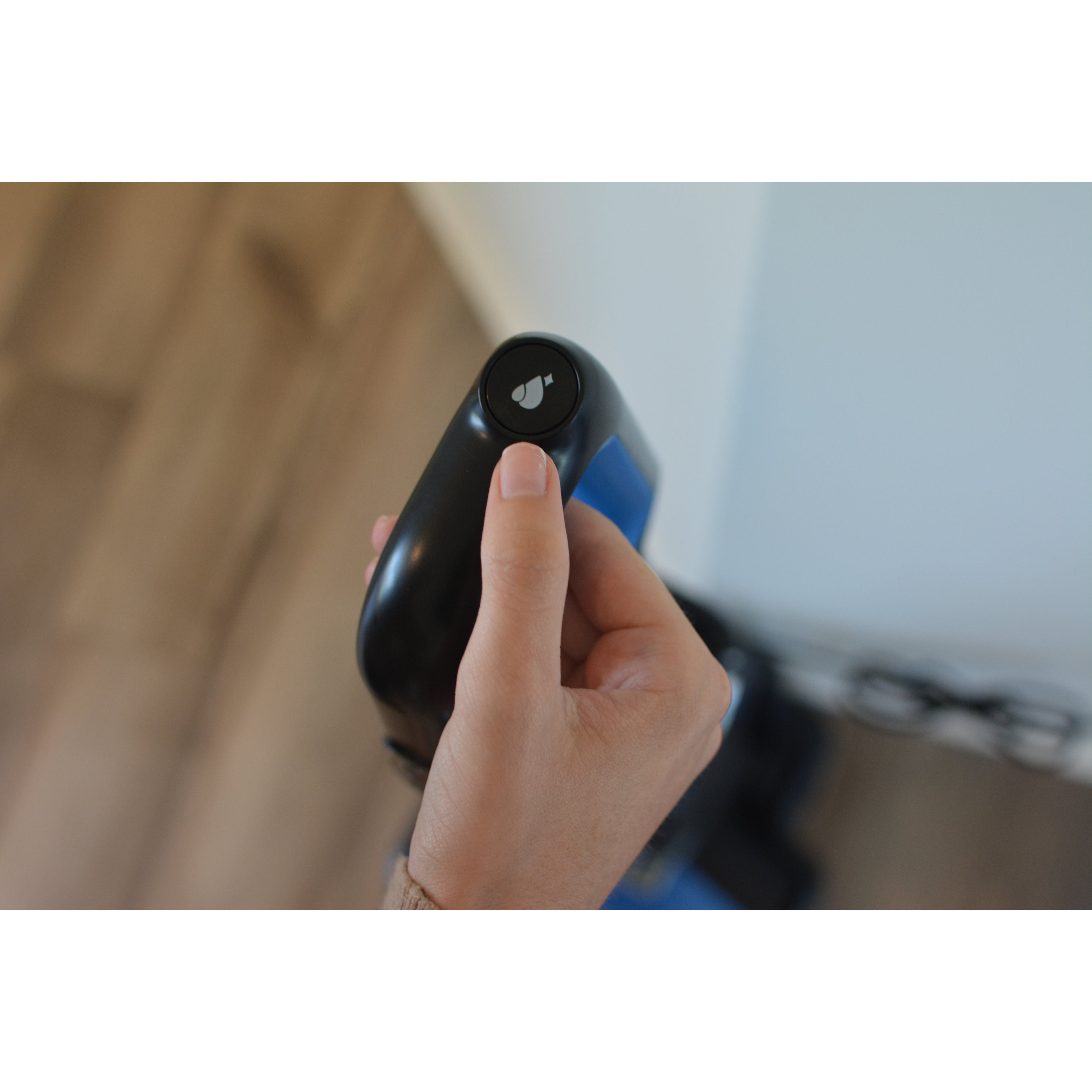 Lulu - Quick Clean Ultra Cordless Wet/Dry Vacuum Wash