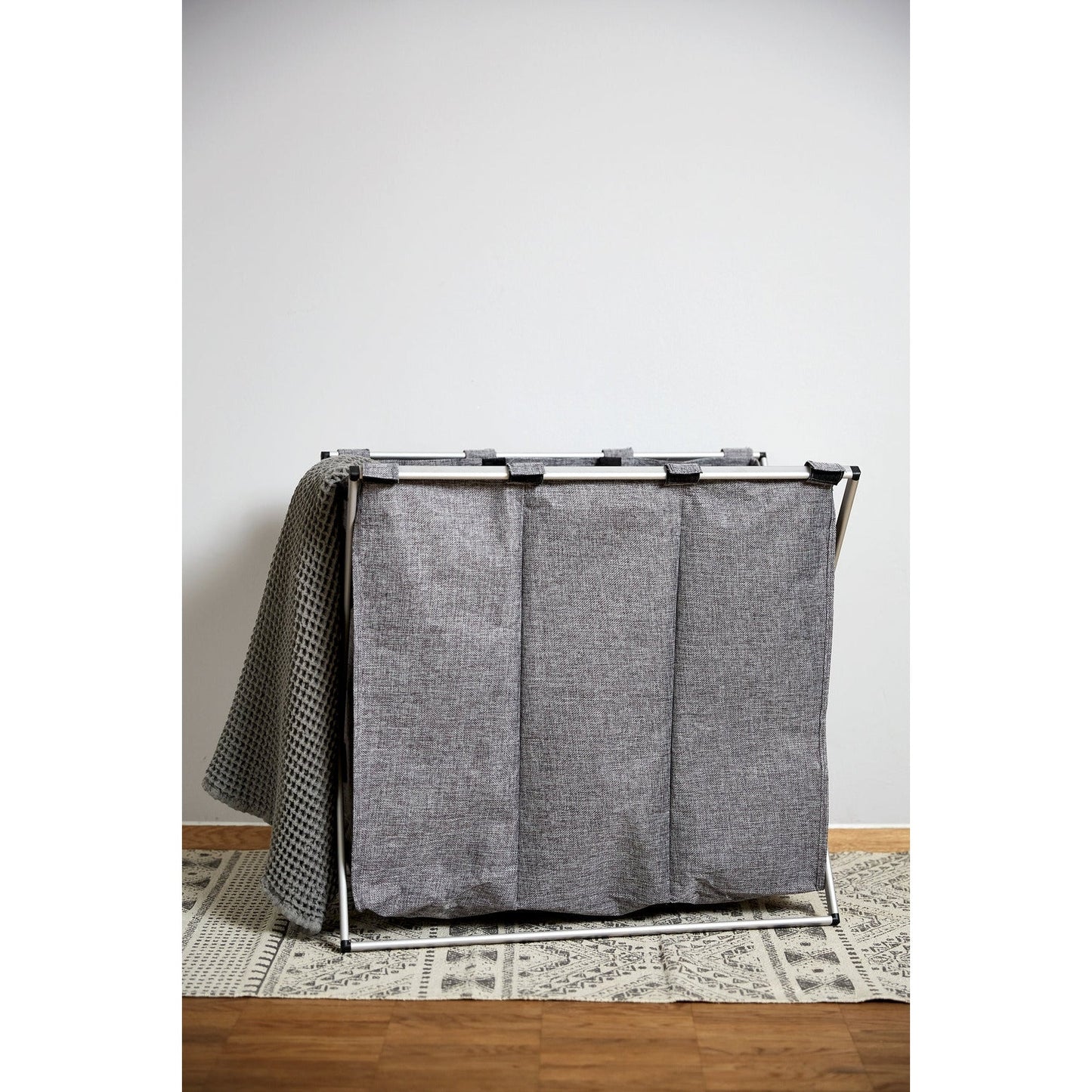 LAUNDRY BASKET 130L - 3 X 43L SECTION - ALUMINIUM FRAME - TRIO - GREY