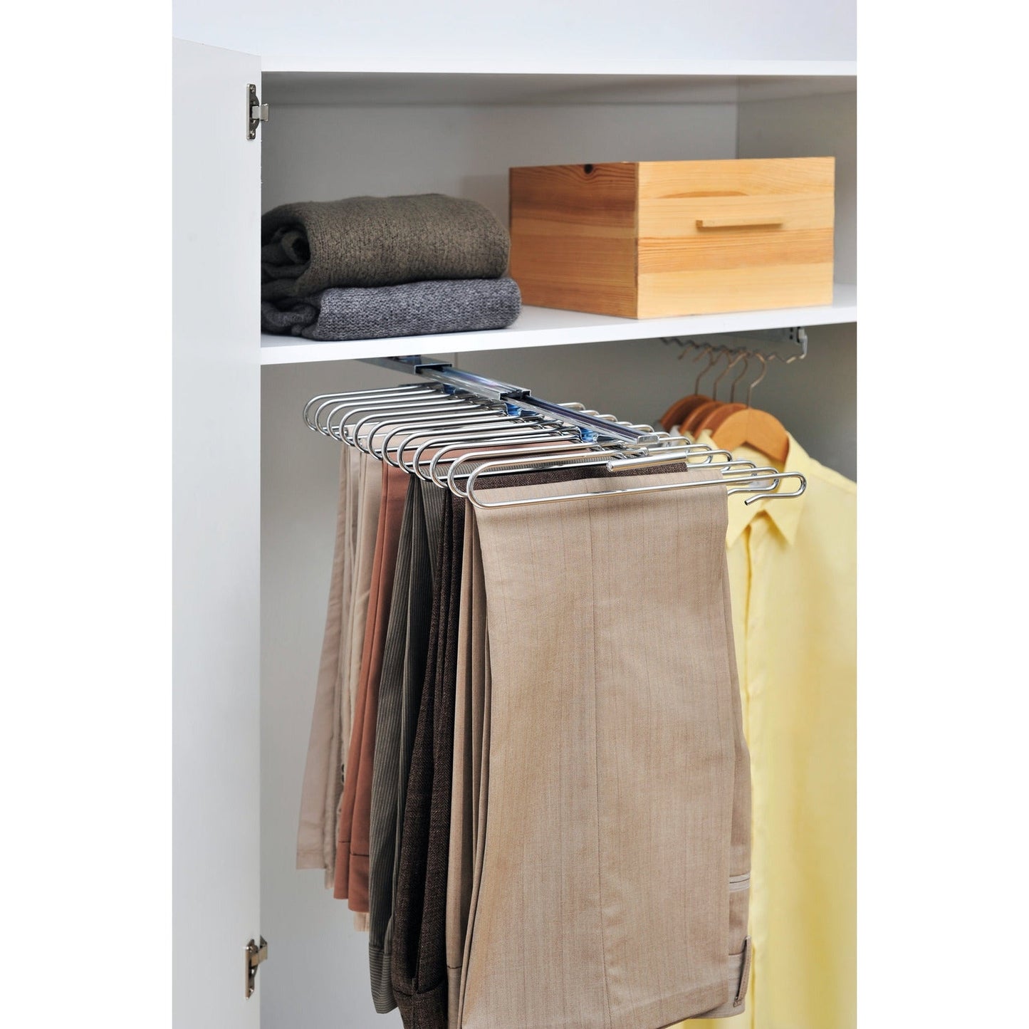 PULL-OUT WARDROBE TROUSER HANGER