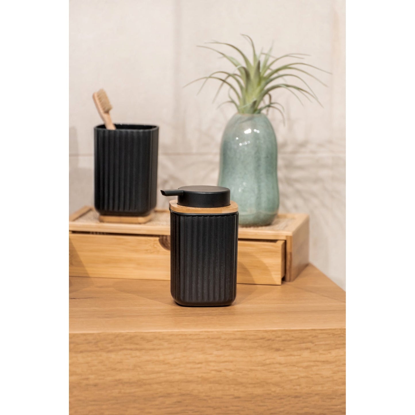 TOOTHBRUSH TUMBLER - ROTELLO - PLASTIC & BAMBOO - BLACK