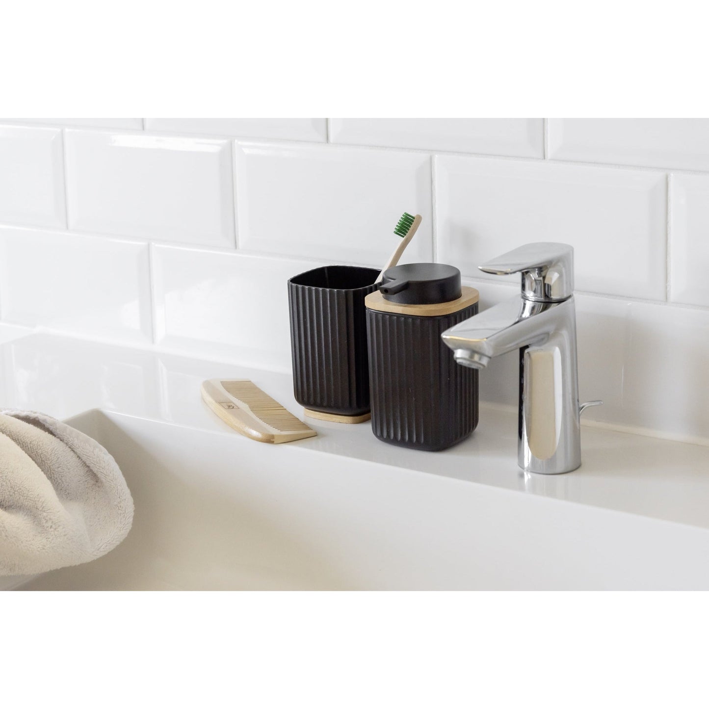 TOOTHBRUSH TUMBLER - ROTELLO - PLASTIC & BAMBOO - BLACK