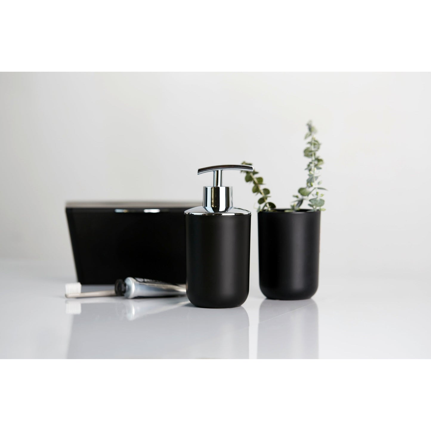 TOOTHBRUSH TUMBLER - BRASIL RANGE - BLACK