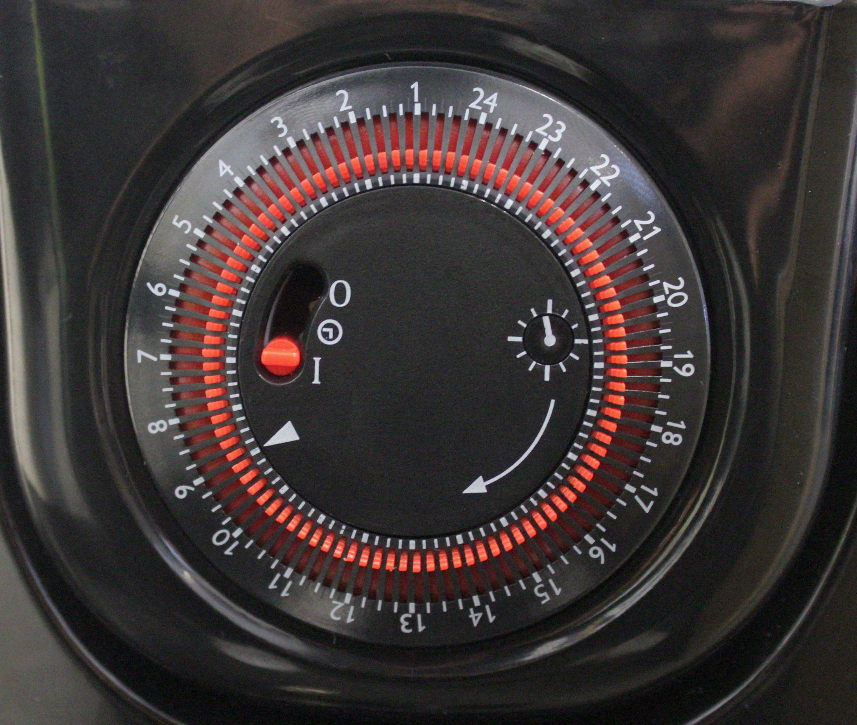 9 Fins 2000W Oil Filled Heater - Timer Function - Glossy Black