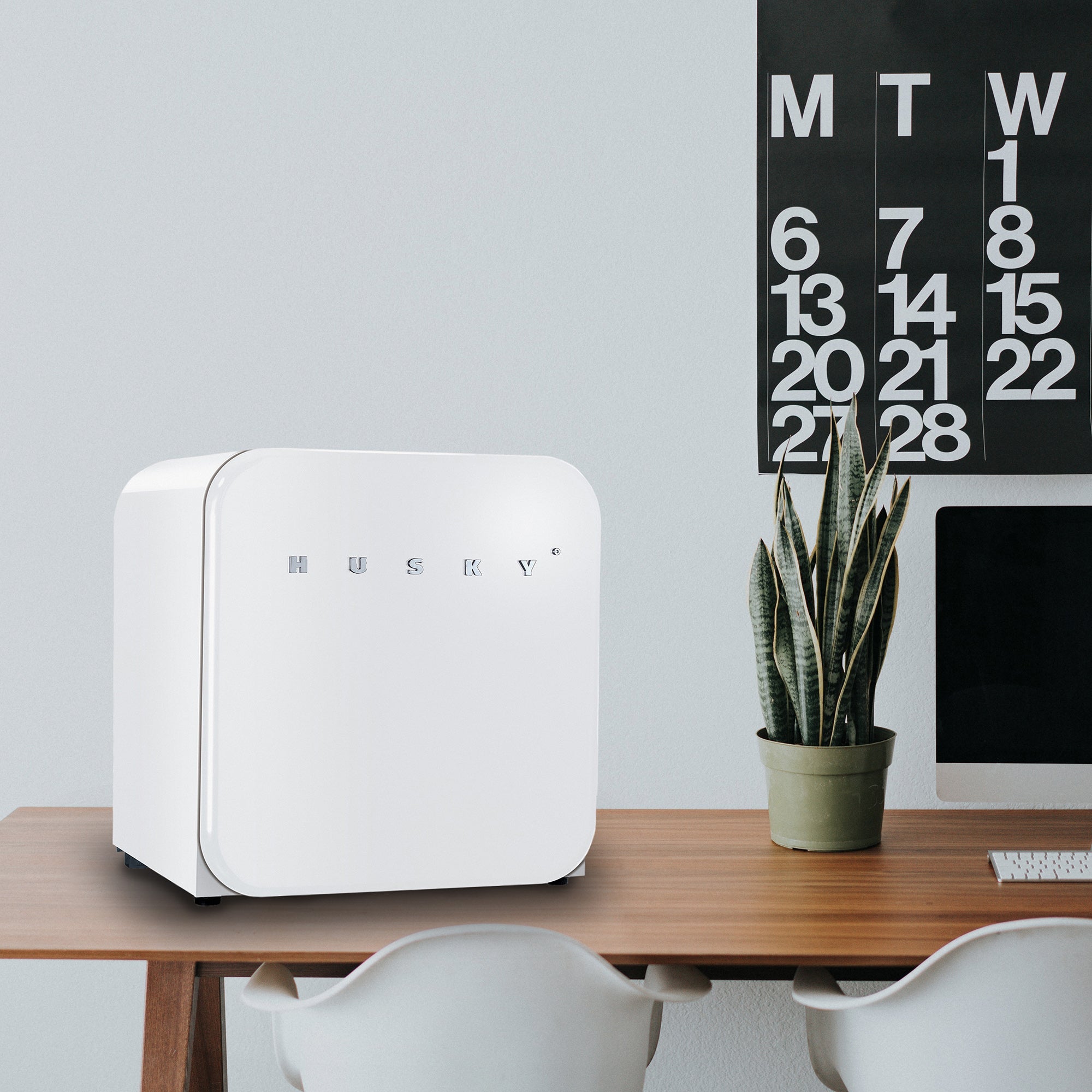 46L Countertop Retro Fridge (Red / White / Black)