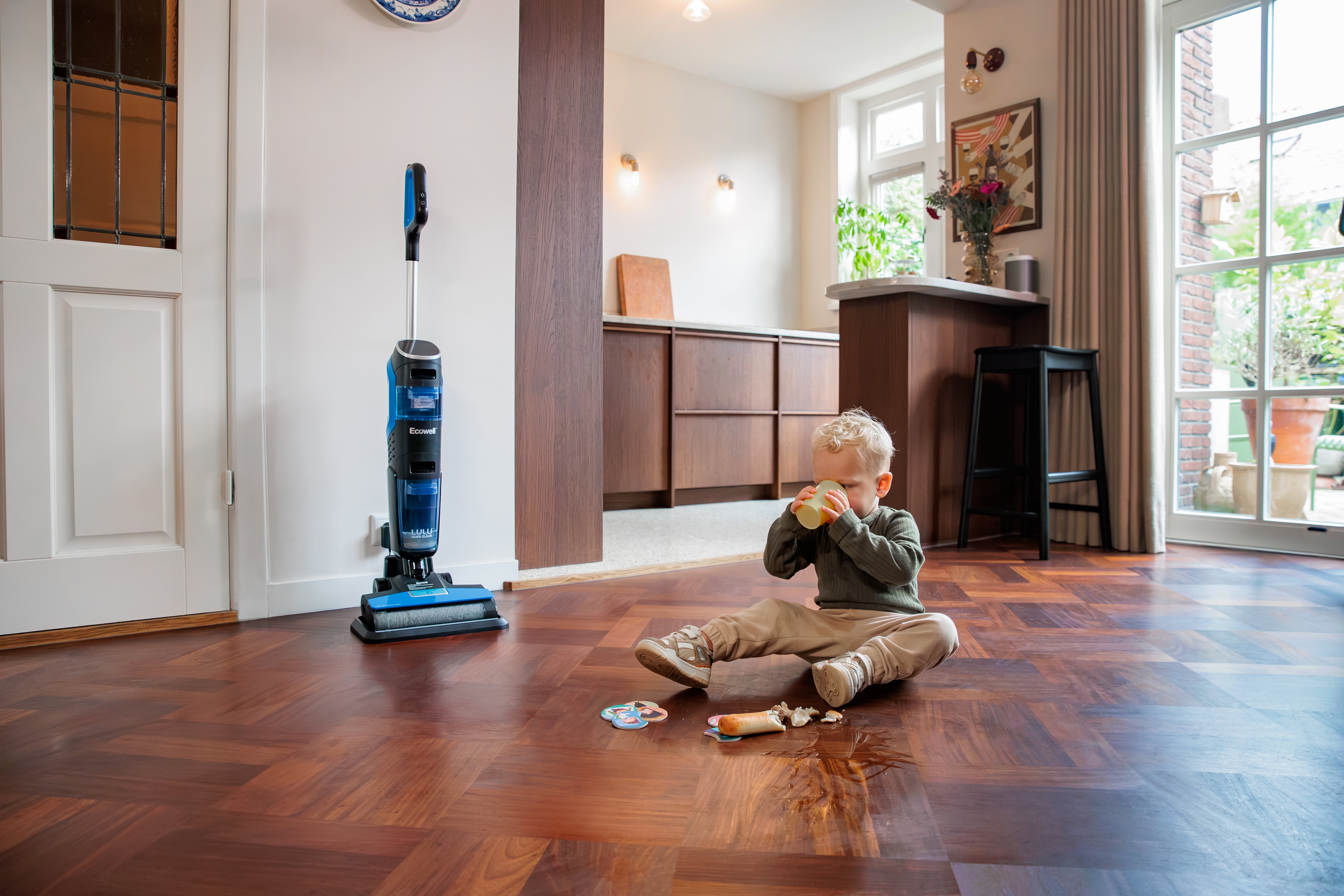Lulu - Quick Clean Pro - Cordless Wet/Dry Vacuum & Wash
