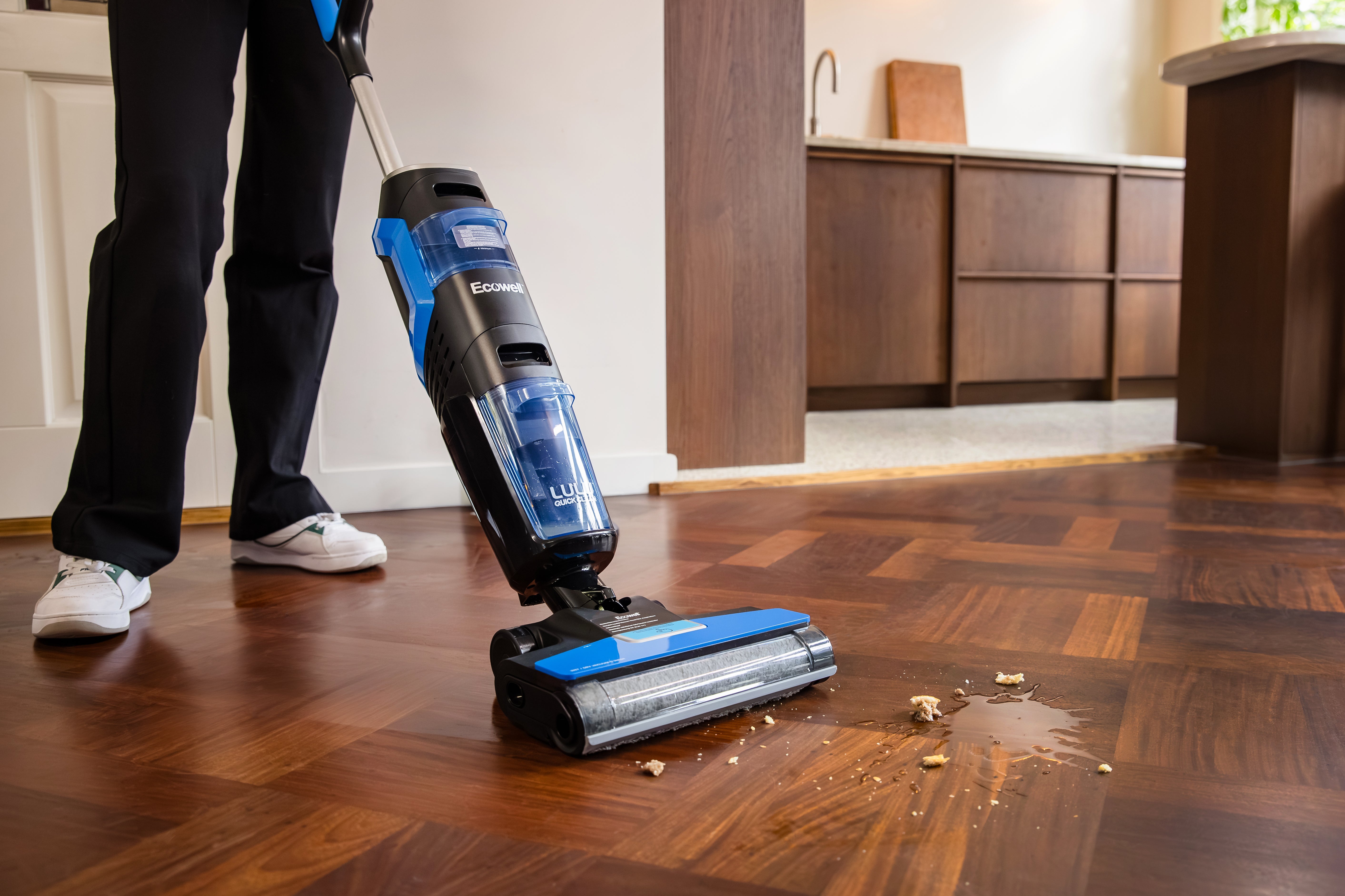 Lulu - Quick Clean Pro - Cordless Wet/Dry Vacuum & Wash