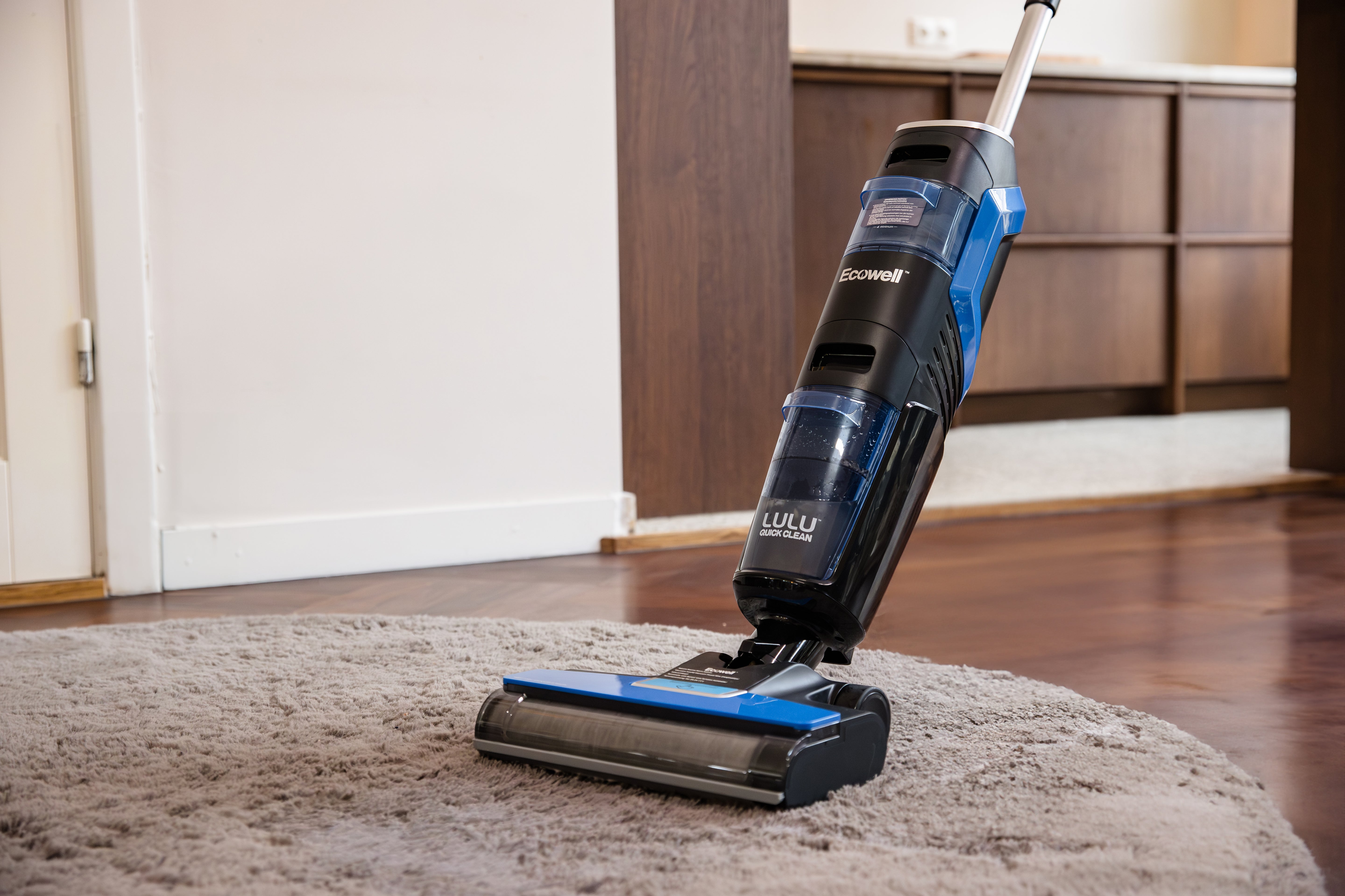 Lulu - Quick Clean Pro - Cordless Wet/Dry Vacuum & Wash