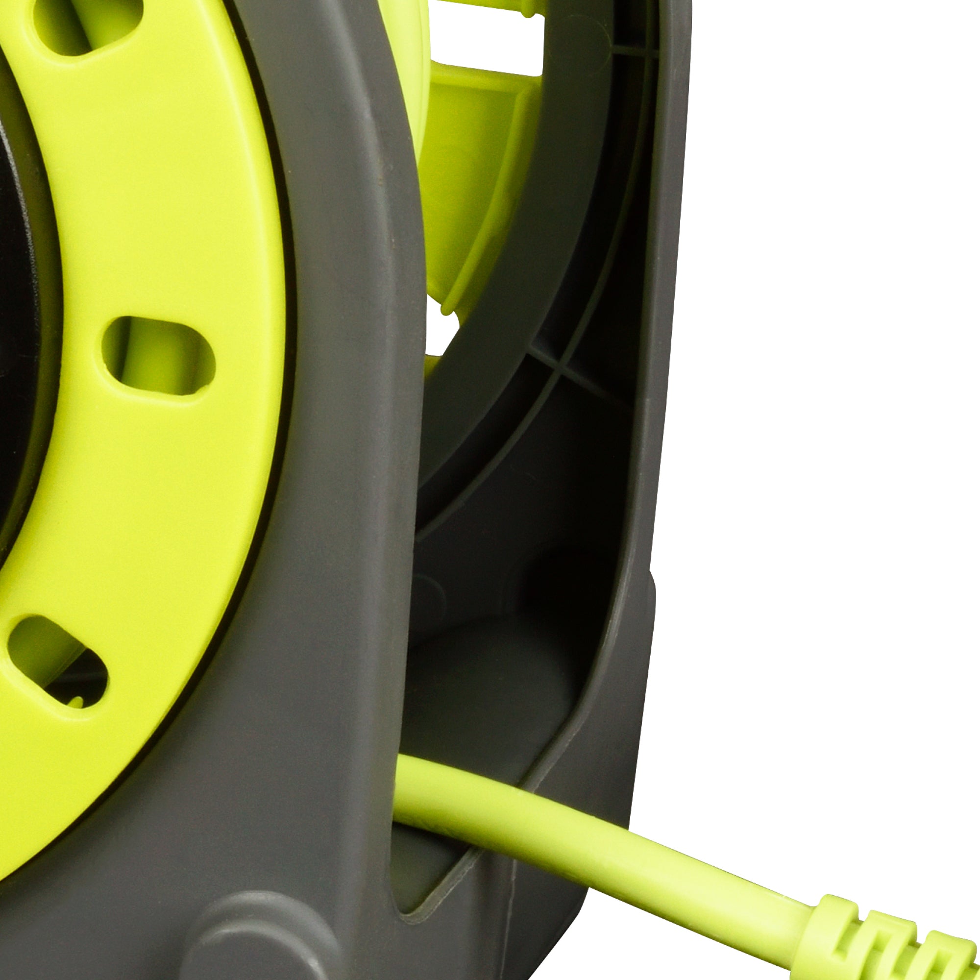 Pro-Xt 15m Medium Duty Cable Closed Reel - 4 Socket With Switch