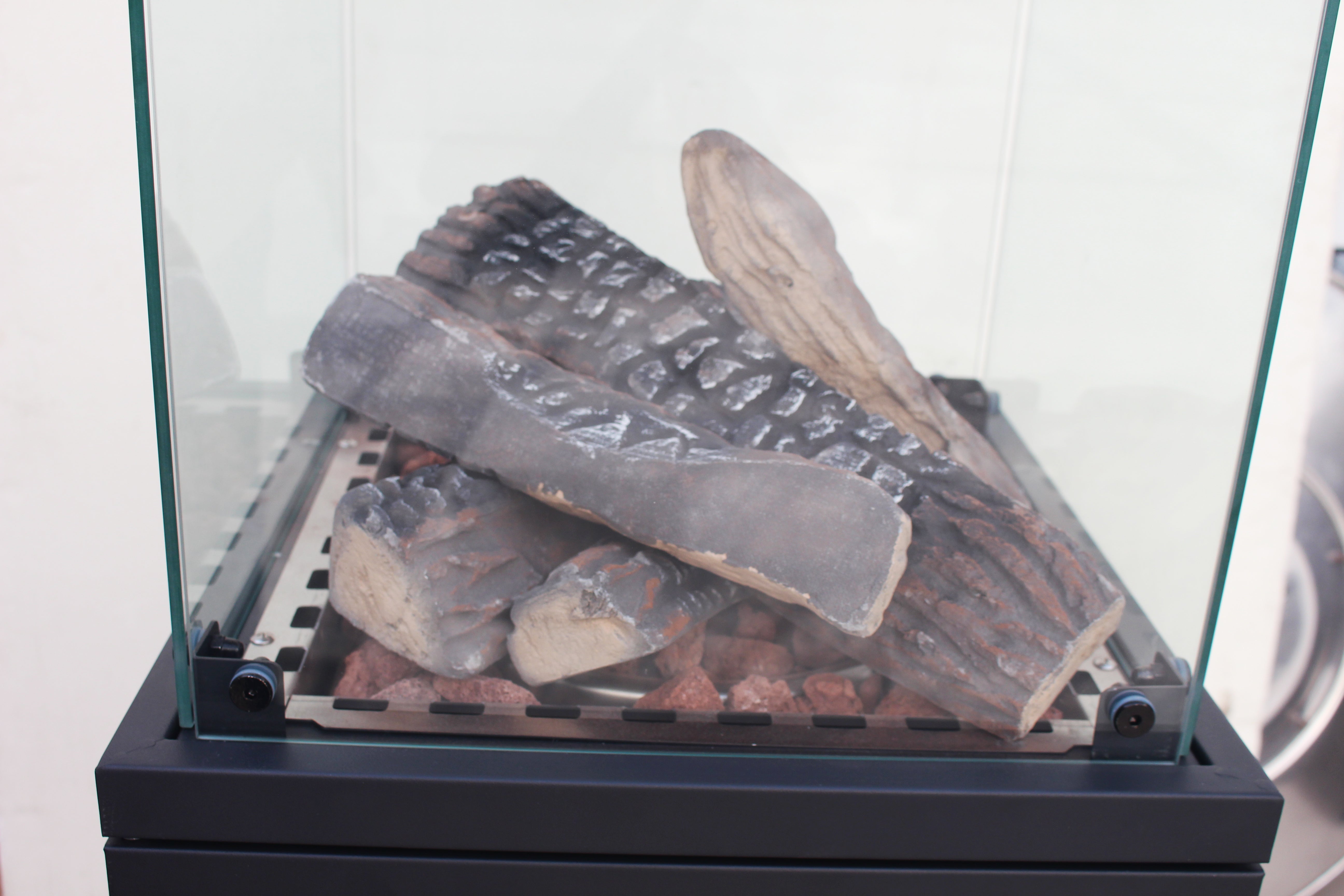 Short Stand Gas Patio Heater - Ceramic Log-Style