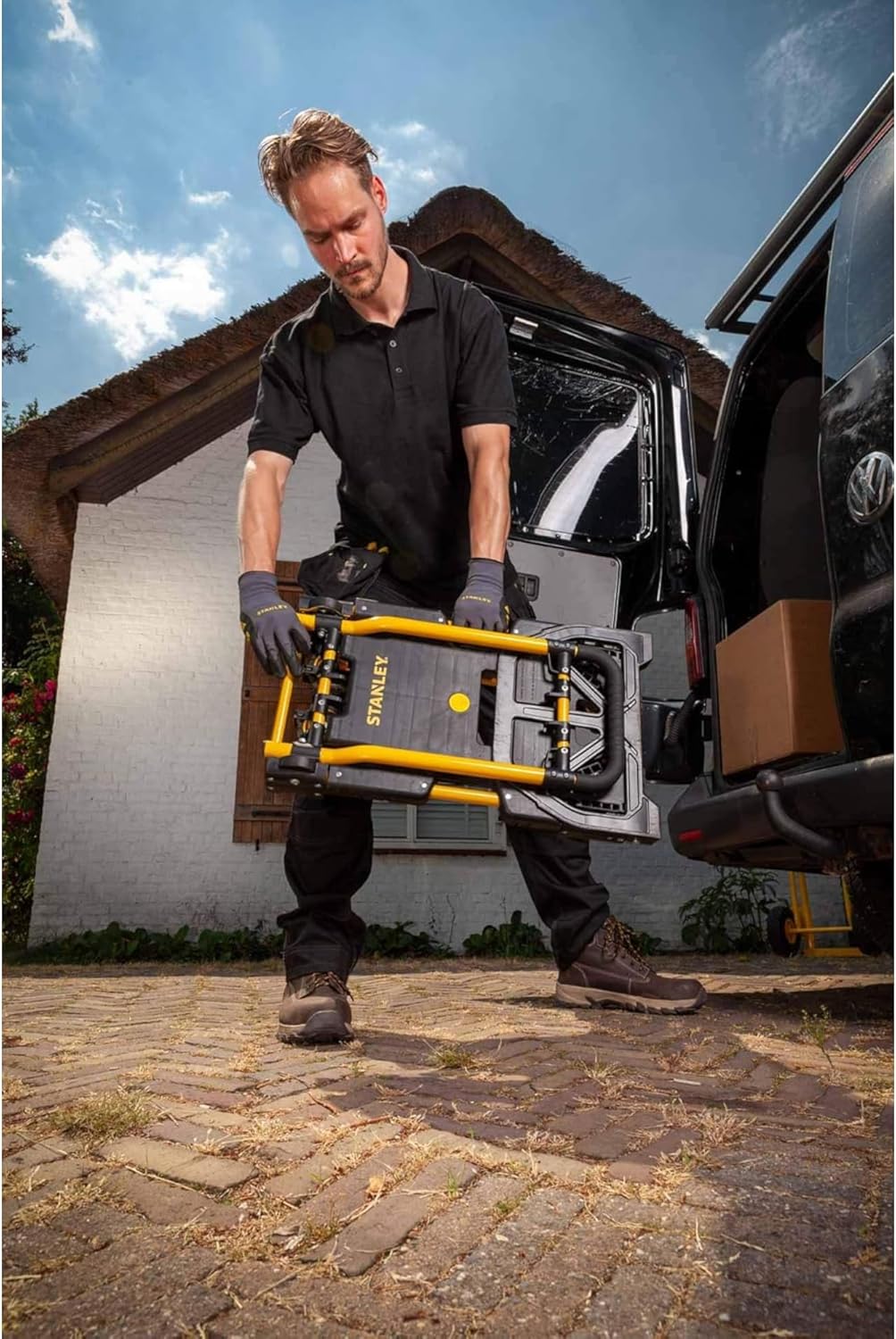 STANLEY FT585 2-in-1 Folding Truck 70/137kg