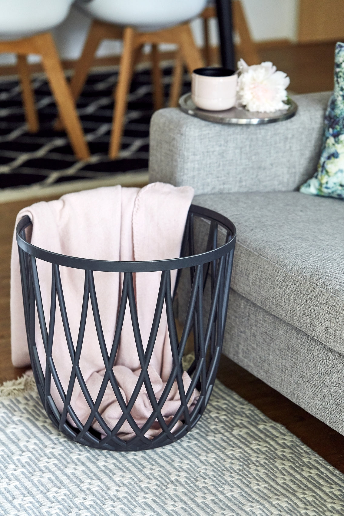 Bathroom Stool / Laundry Basket - Omio - Anthracite